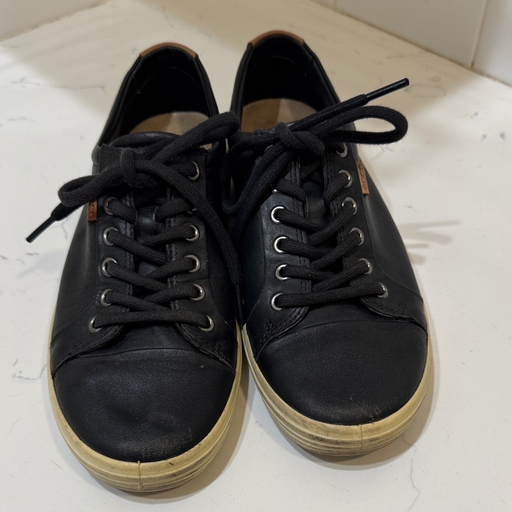 Ecco Women's Black Sneakers size: 9